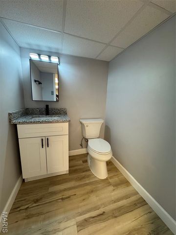 725 Hazelvalley Drive, Hazelwood, MO 63042