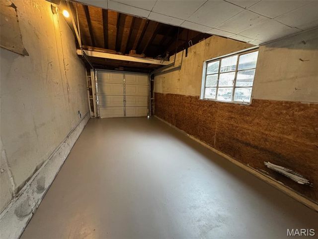 725 Hazelvalley Drive, Hazelwood, MO 63042