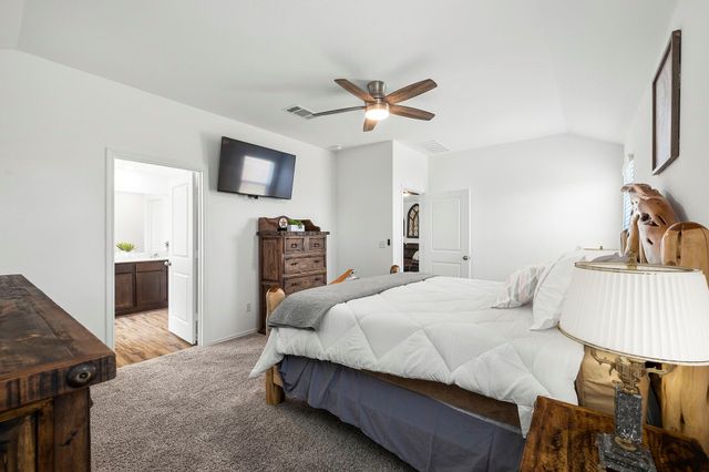 237 Escondido CIR, San Marcos, TX 78666
