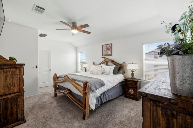 237 Escondido CIR, San Marcos, TX 78666