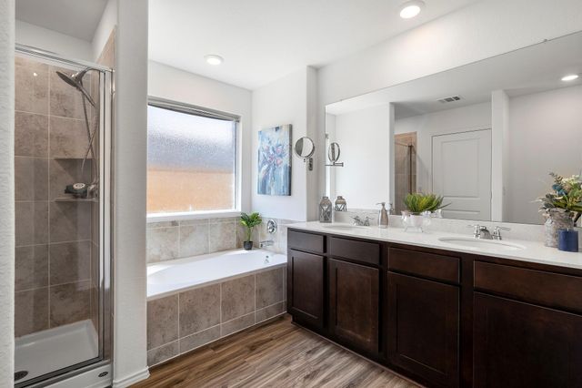 237 Escondido CIR, San Marcos, TX 78666