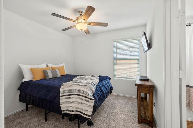 237 Escondido CIR, San Marcos, TX 78666