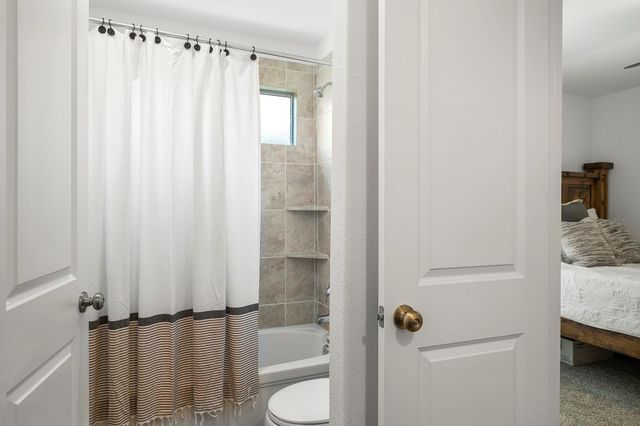 237 Escondido CIR, San Marcos, TX 78666