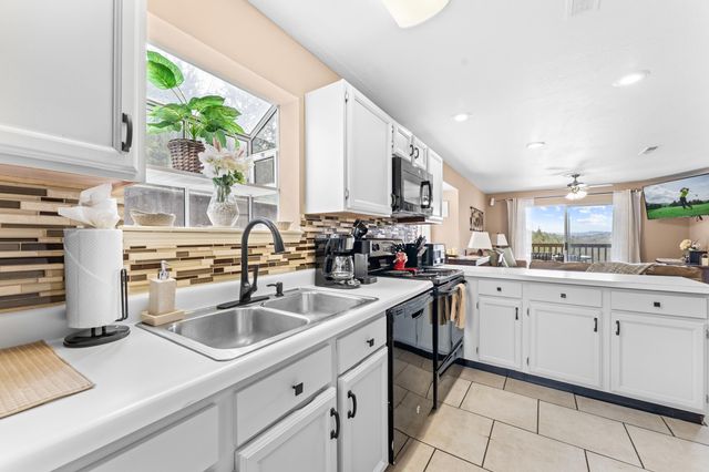 39 Lantern Bay Lane 1, Branson, MO 65616