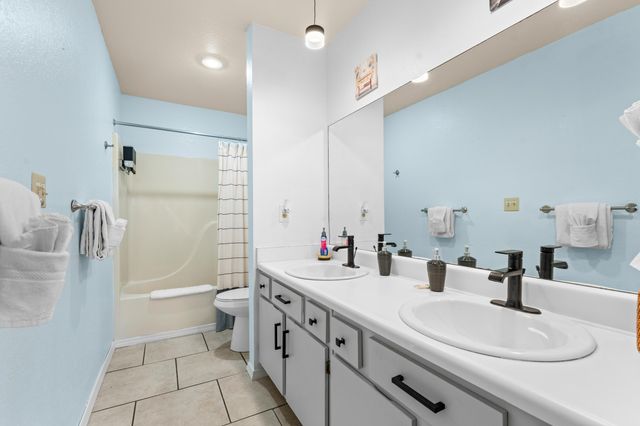 39 Lantern Bay Lane 1, Branson, MO 65616