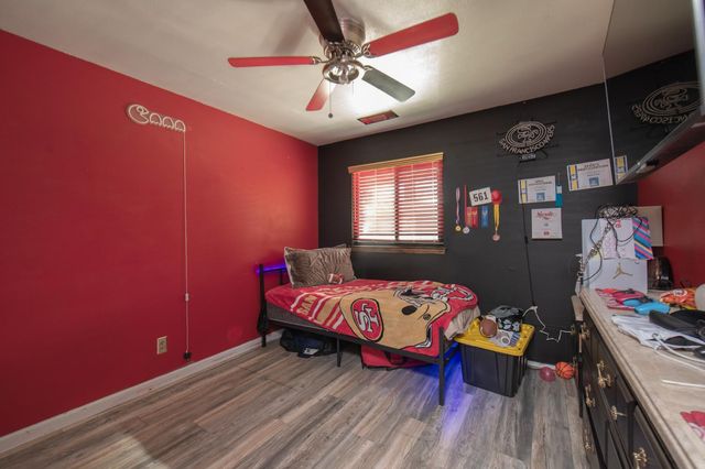 338 N Filbert Avenue, Clovis, CA 93611