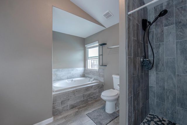 338 N Filbert Avenue, Clovis, CA 93611