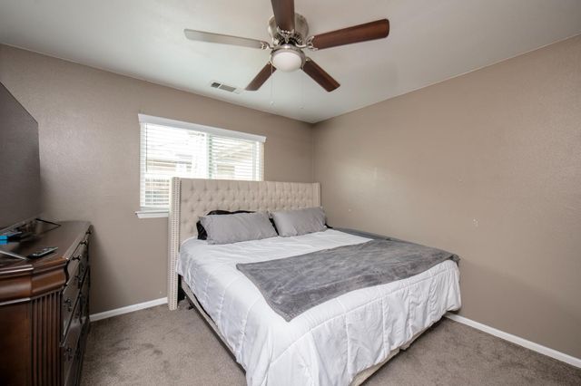 338 N Filbert Avenue, Clovis, CA 93611