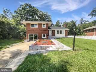 5716 GLENMULLEN PL, Alexandria, VA 22303