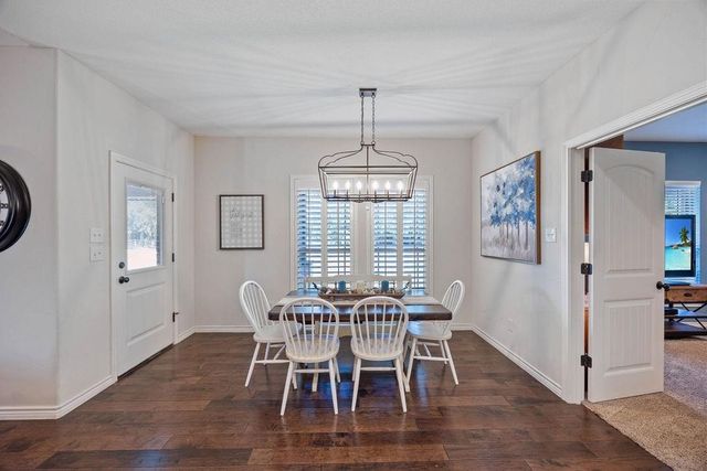 577 Hidden Lakes Boulevard, Gunter, TX 75058