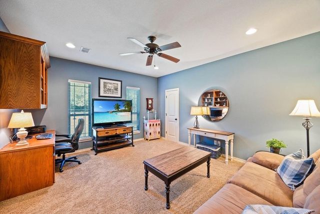 577 Hidden Lakes Boulevard, Gunter, TX 75058