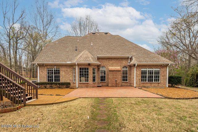 2382 Oak Creek Drive, Hernando, MS 38632