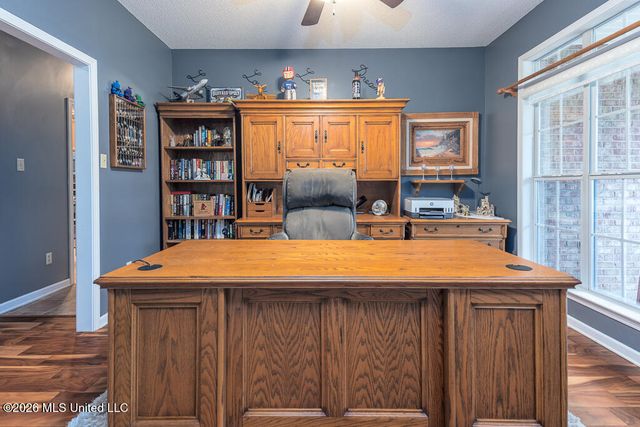 2382 Oak Creek Drive, Hernando, MS 38632