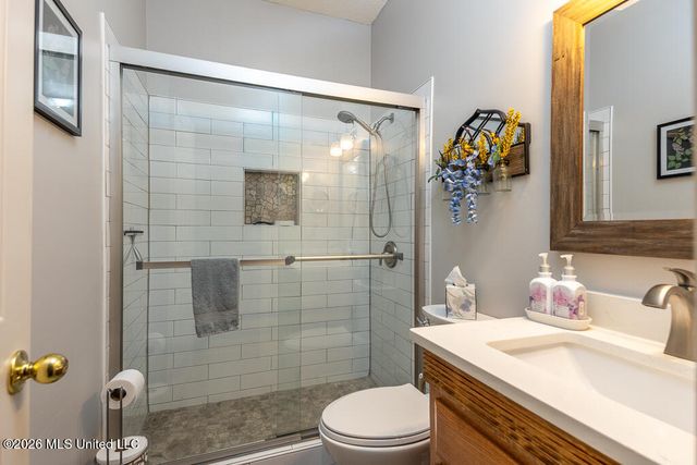 2382 Oak Creek Drive, Hernando, MS 38632