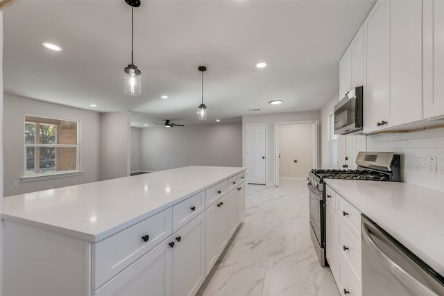 442 Daniel Street, Richardson, TX 75080