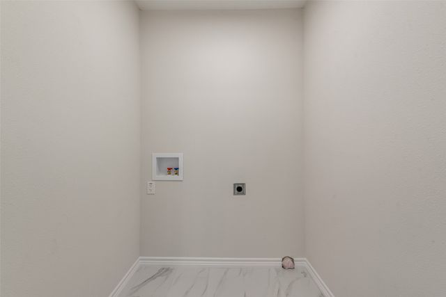 442 Daniel Street, Richardson, TX 75080