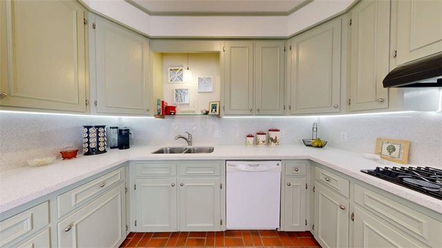705 Walker Street, Bryan, TX 77802