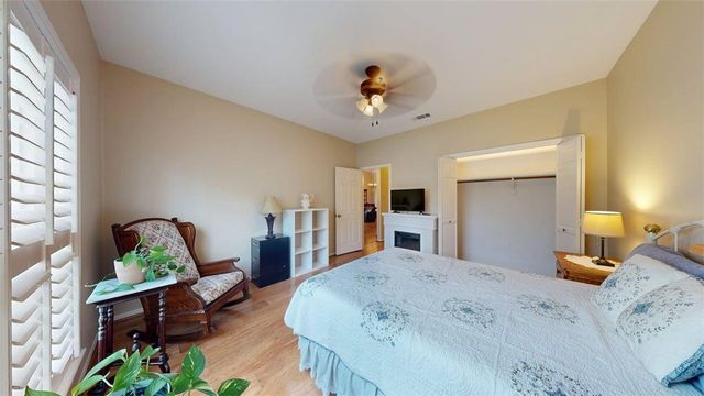 705 Walker Street, Bryan, TX 77802