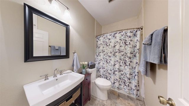 705 Walker Street, Bryan, TX 77802