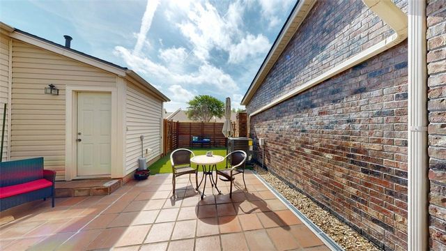 705 Walker Street, Bryan, TX 77802