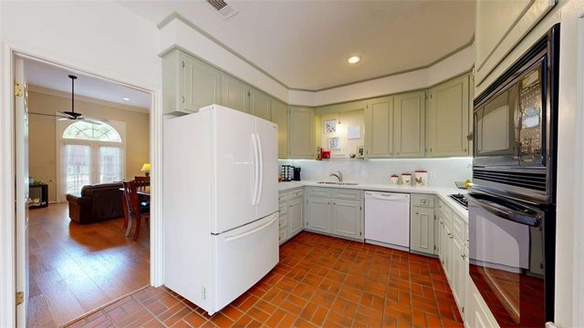 705 Walker Street, Bryan, TX 77802