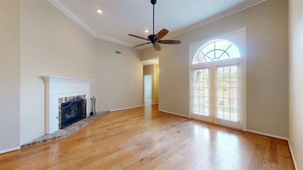 705 Walker Street, Bryan, TX 77802 — photo 4