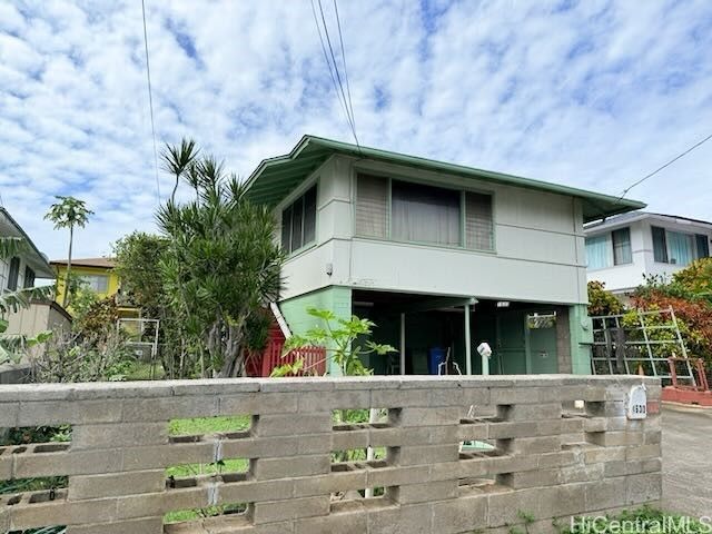 1630 Kino Street, Honolulu, HI 96819