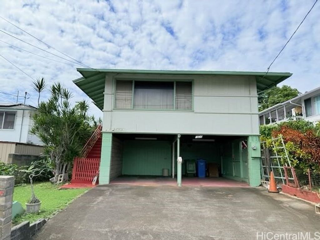 1630 Kino Street, Honolulu, HI 96819