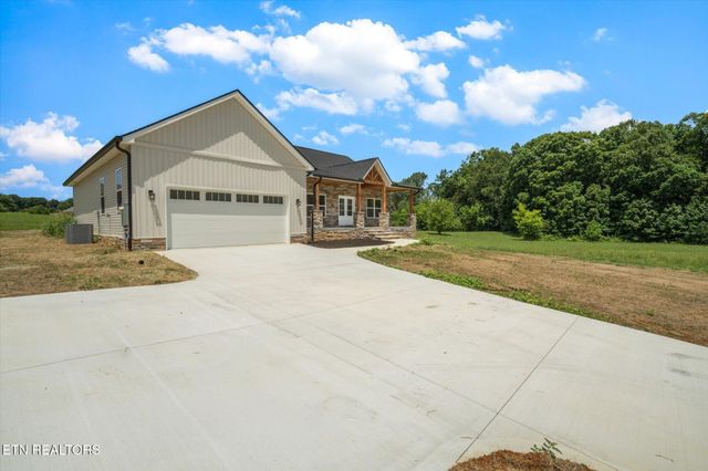 273 Sugar Maple Court, Madisonville, TN 37354