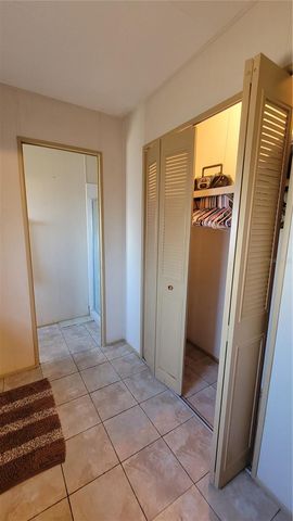 585 SKY HARBOR DRIVE 326, Clearwater, FL 33759