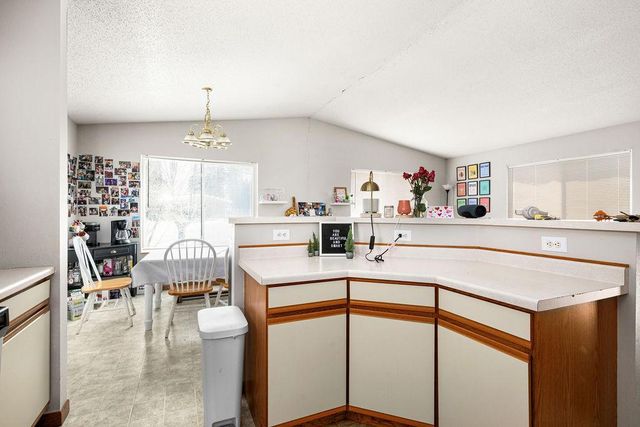 2425 Vermilion Road, Duluth, MN 55803