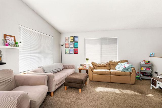 2425 Vermilion Road, Duluth, MN 55803