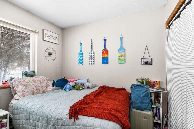 2425 Vermilion Road, Duluth, MN 55803