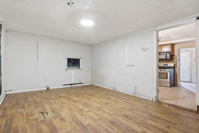 2533 Wall Street, Houston, TX 77088