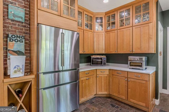3327 College Street, College Park, GA 30337