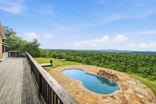 115 East Hawkview Place, Royal, AR 71968