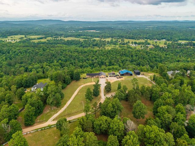115 East Hawkview Place, Royal, AR 71968