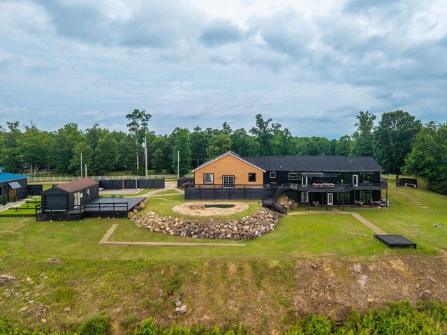 115 East Hawkview Place, Royal, AR 71968