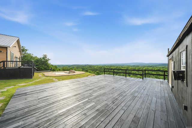 115 East Hawkview Place, Royal, AR 71968