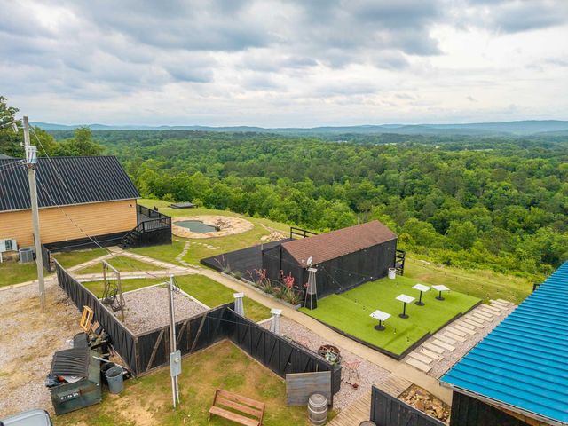 115 East Hawkview Place, Royal, AR 71968
