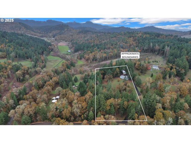 1244 CHURCHILL Dr, Oakland, OR 97462