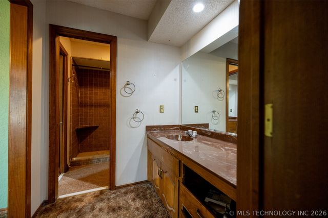 6243 S 87th East Avenue, Tulsa, OK 74133