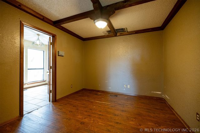 6243 S 87th East Avenue, Tulsa, OK 74133