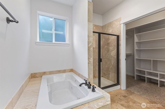 16 Plum Lane, Bellingham, WA 98229