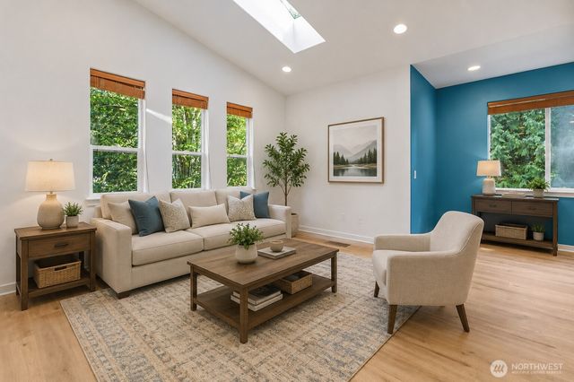 16 Plum Lane, Bellingham, WA 98229