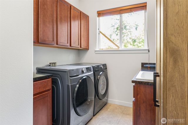16 Plum Lane, Bellingham, WA 98229