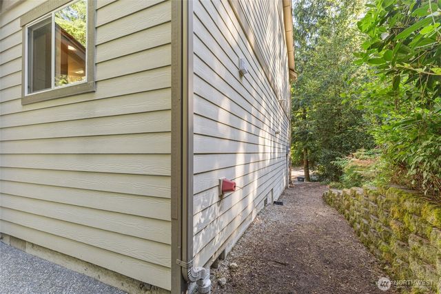 16 Plum Lane, Bellingham, WA 98229