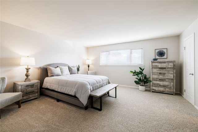 75 New Wickham Drive, Penfield, NY 14526