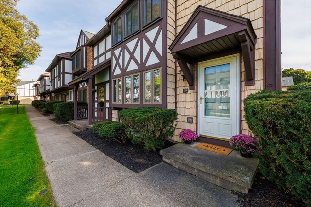 75 New Wickham Drive, Penfield, NY 14526