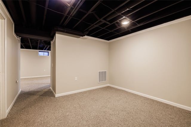 75 New Wickham Drive, Penfield, NY 14526